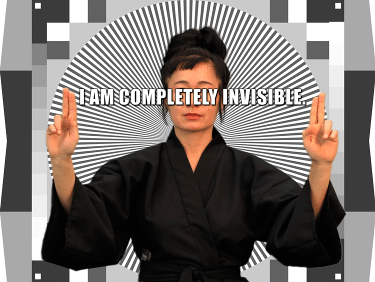 Still de “How Not to Be Seen: a Fucking Didactic Educational .Mov” (2013) de Hito Steyerl.